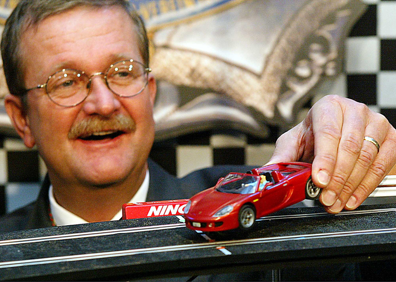 Illustration for article titled The Ten Worst Auto Executives Ever